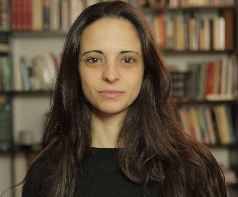 Desde hace 15 años, la antropóloga Florencia Corbelle estudia el activismo cannábico argentino / Foto: gentileza Florencia Corbelle